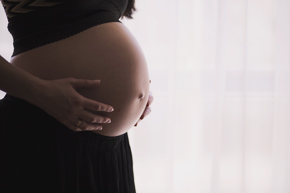 Schwangerschaftsmassage als Geschenke für Werdende